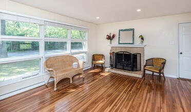 322 Crown Point in Columbia, MO - Building Photo - Building Photo