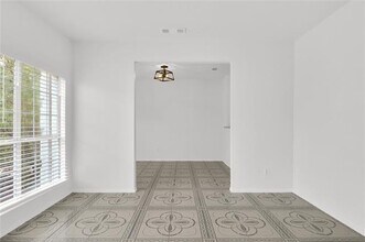 6740 Silvercrest Dr in Arlington, TX - Building Photo - Building Photo