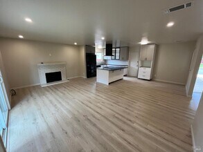 429 Umland Dr in Santa Rosa, CA - Building Photo - Building Photo