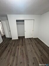 20 Shagbark Rd in Waterbury, CT - Building Photo - Building Photo