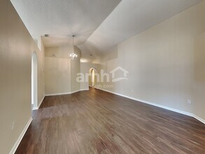 11971 Cherry Creek Rd in Jacksonville, FL - Building Photo - Building Photo