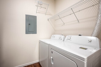 Hi Vine by Weida Apartments in West Lafayette, IN - Building Photo - Interior Photo