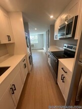 132 Sherman St, Unit 5 in Cambridge, MA - Foto de edificio - Building Photo