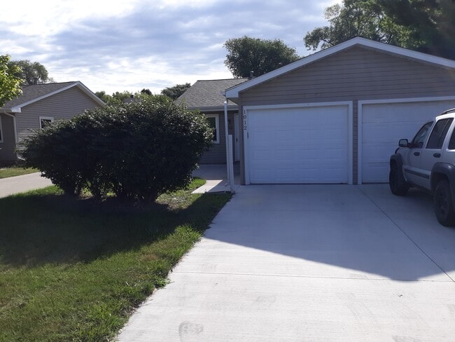 property at 1012 Delaware Ave