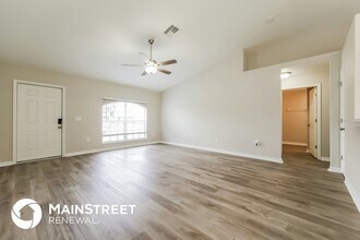 3906 11th St W, Unit 3004 in Lehigh Acres, FL - Building Photo - Building Photo