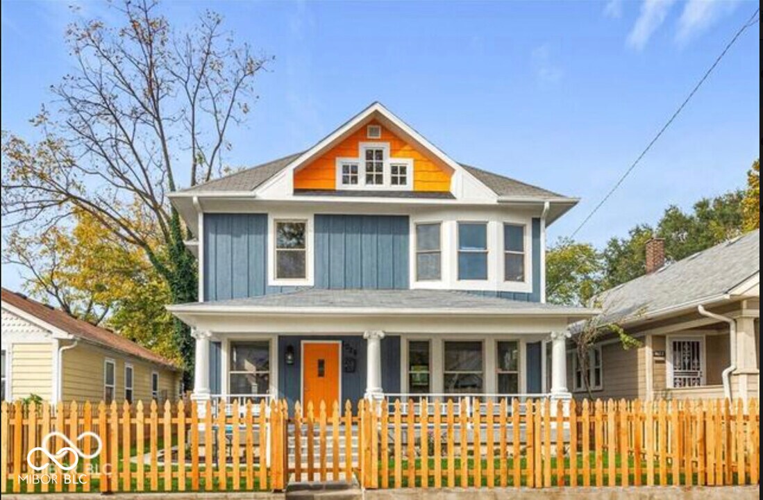 1026 St Paul St in Indianapolis, IN - Building Photo