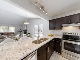 Tartan Place in Fayetteville, NC - Building Photo