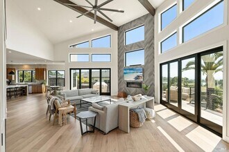 3727 Lakebriar Pl in Santa Rosa, CA - Building Photo - Building Photo
