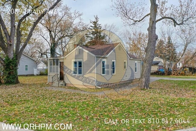 2089 Brady Ave in Burton, MI - Building Photo - Building Photo