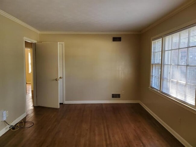 1788 S Perkins Rd in Memphis, TN - Building Photo - Building Photo