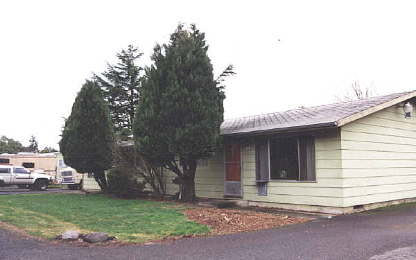 Division Star in Portland, OR - Building Photo