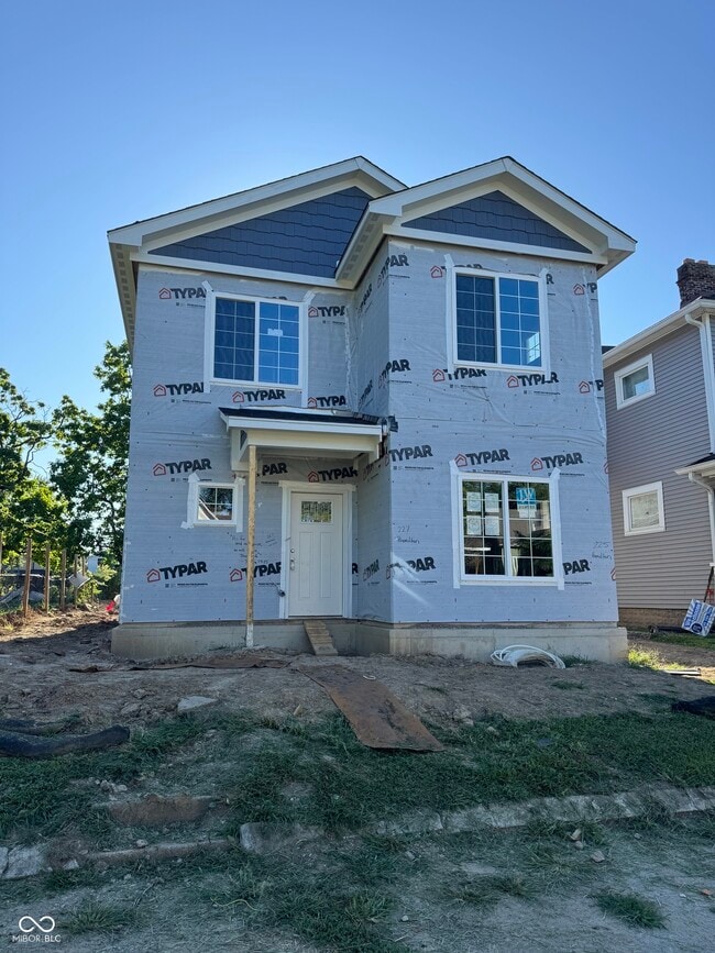 property at 225 N Hamilton Ave
