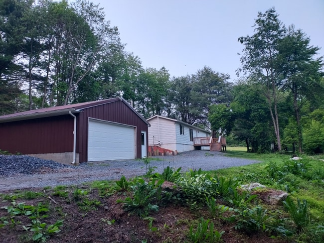 370 Summer Hill Rd in Schuylkill Haven, PA - Building Photo - Building Photo