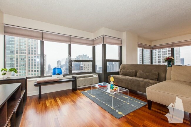 property at 30 E Huron St