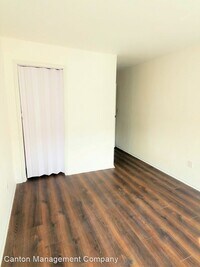 2120 Division St photo'