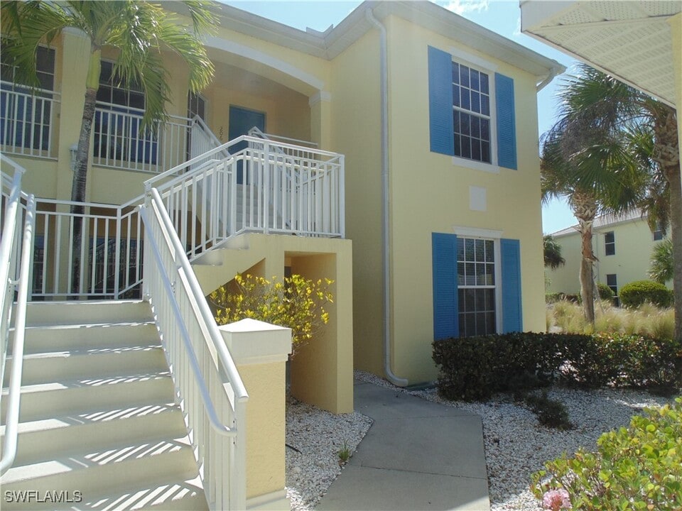 14531 Abaco Lakes Dr in Ft. Myers, FL - Building Photo