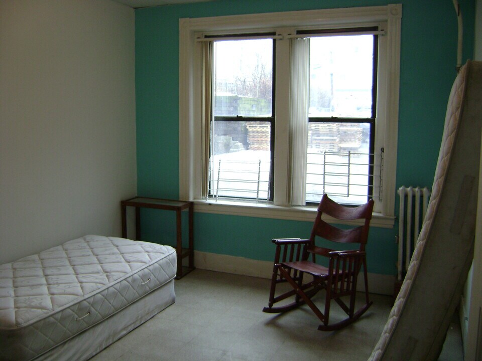 7 Linden St, Unit 1 in Boston, MA - Building Photo