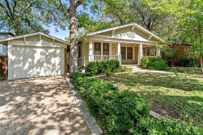 1800 Waterston Ave in Austin, TX - Building Photo - Building Photo