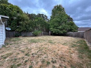 4430 SW 165th Ave in Beaverton, OR - Building Photo - Building Photo