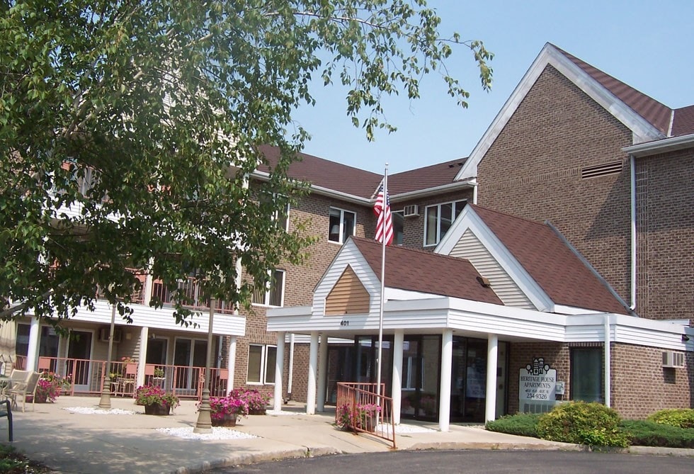 Heritage House in Fargo, ND - Building Photo