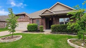 206 Pleasant Hill Ln in Royse City, TX - Building Photo