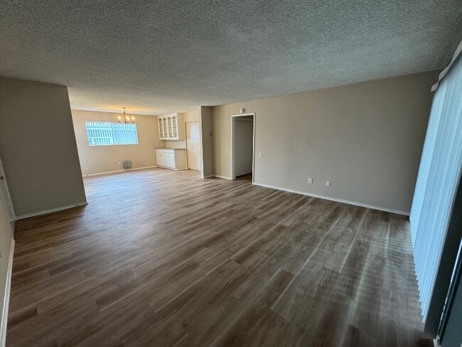 2603 Harriman Ln, Unit 4 in Redondo Beach, CA - Building Photo - Building Photo