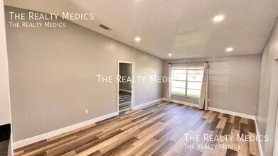 1184 Calanda Ave in Orlando, FL - Building Photo - Building Photo