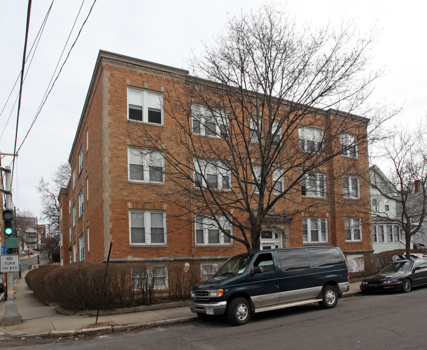 5 Lawrence St in Everett, MA - Building Photo