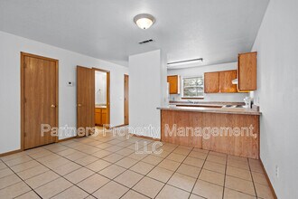 896 Curtis Ave in Fayetteville, AR - Building Photo - Building Photo
