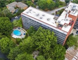 3060 Pharr Ct N Northwest in Atlanta, GA - Building Photo