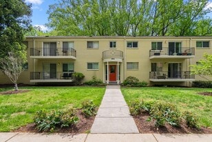10643 Weymouth St in Bethesda, MD - Building Photo