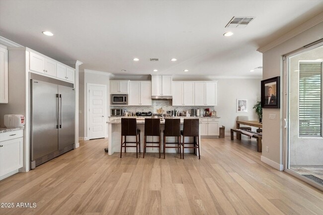 property at 6837 N 11th Ave