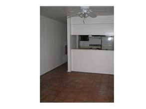 6011 Danbury Ln-Unit -206 in Dallas, TX - Building Photo - Building Photo