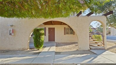 1624 Cordoba Ln in Las Vegas, NV - Building Photo - Building Photo