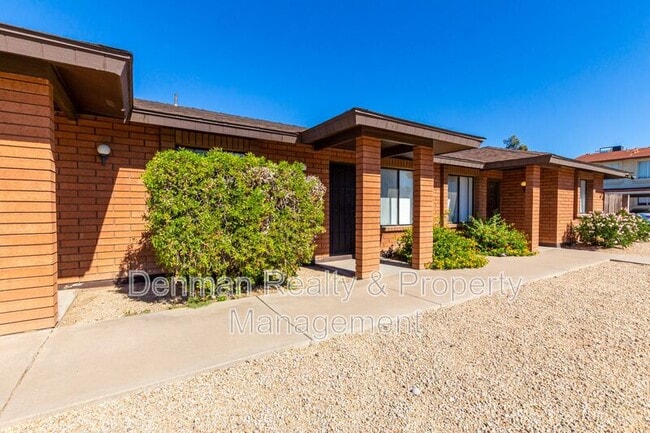 415 N 64th Pl in Mesa, AZ - Building Photo - Building Photo