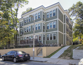 31 Fessenden St in Boston, MA - Building Photo - Building Photo