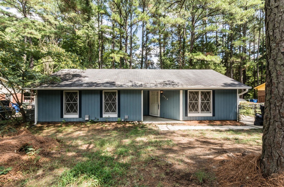 2413 Keith Dr in Raleigh, NC - Building Photo