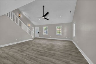 101 N 6th St in Carolina Beach, NC - Building Photo - Building Photo