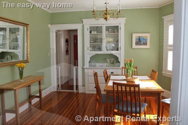 25 Leonard St in Somerville, MA - Foto de edificio - Building Photo