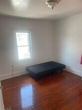 196-24 90th Ave in Queens, NY - Building Photo - Building Photo