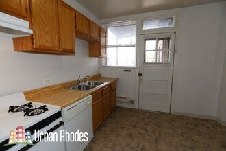 1115 W Oakdale Ave in Chicago, IL - Building Photo - Building Photo