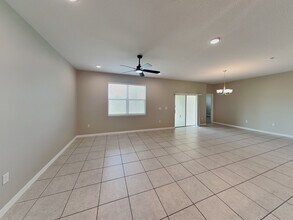 1130 Lone Palm Wy in St. Cloud, FL - Building Photo - Building Photo