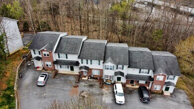 Ridgeview Townhomes in Bluff City, TN - Foto de edificio - Building Photo