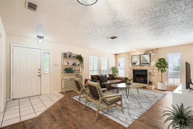 1611 Cinnamon Path in Austin, TX - Building Photo - Building Photo