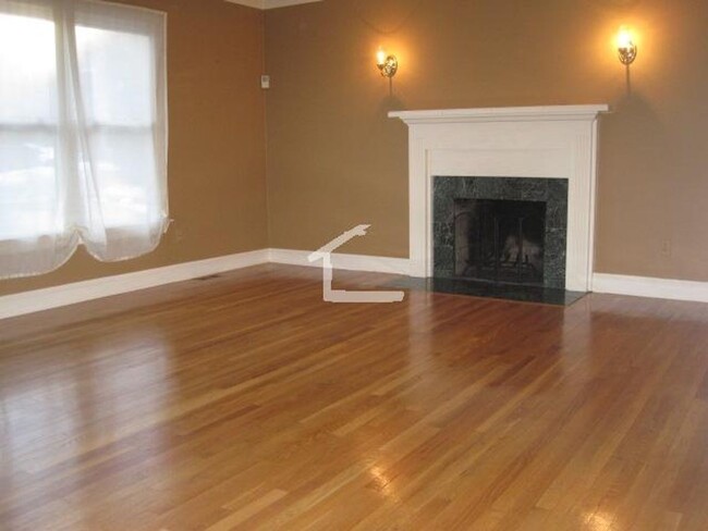 property at 20 Winthrop Rd