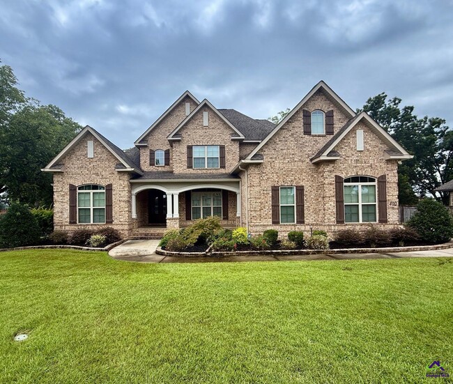 property at 400 Southern Wds Trl