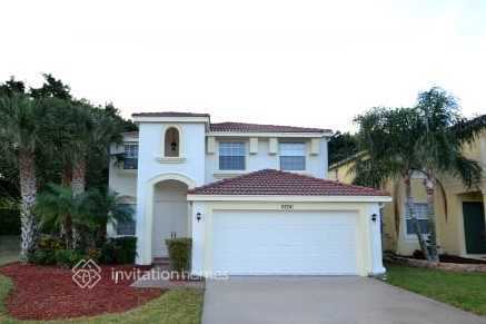 9700 Wyeth Ct in Wellington, FL - Building Photo