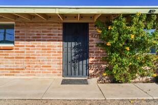 725 E Freeman Pl, Unit 725 E. Freeman Pl in Tucson, AZ - Building Photo
