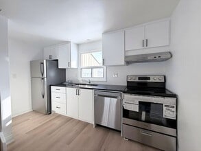 197-197 Mohawk St in Brantford, ON - Building Photo - Building Photo