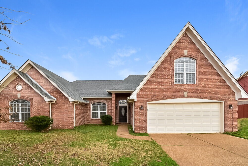 6376 Raner Creek Dr in Bartlett, TN - Building Photo